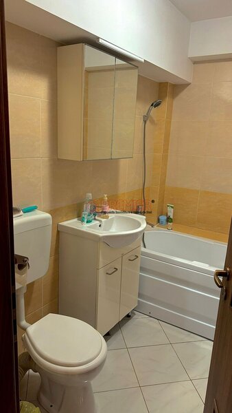 Sector 4 - Metrou Aparatorii Patriei - Garsoniera