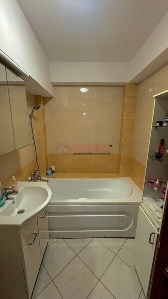 Sector 4 - Metrou Aparatorii Patriei - Garsoniera