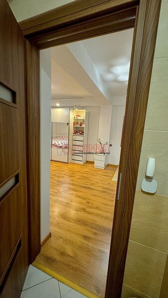 Sector 4 - Metrou Aparatorii Patriei - Garsoniera